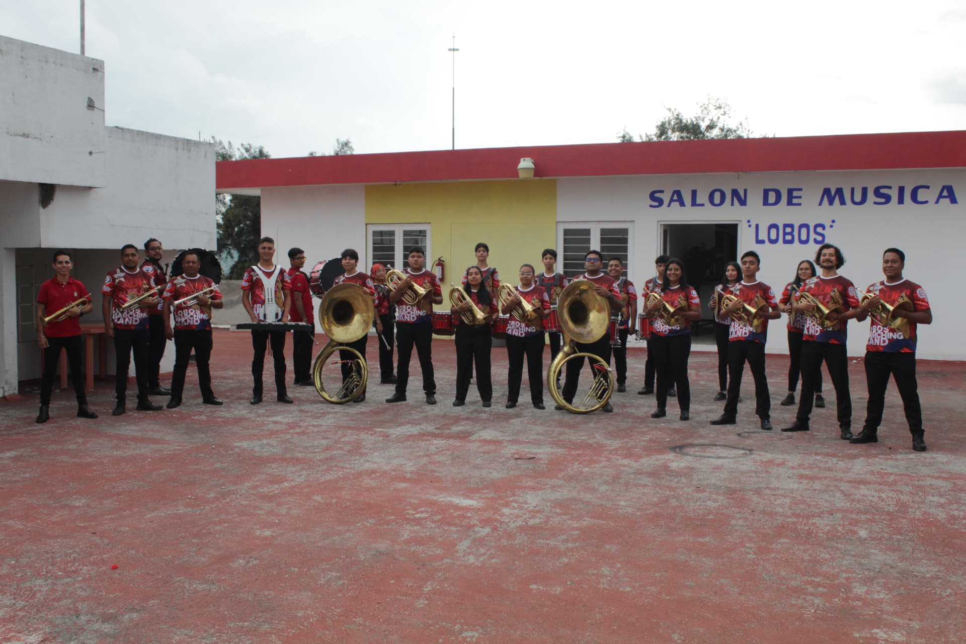 Banda de guerra institucional